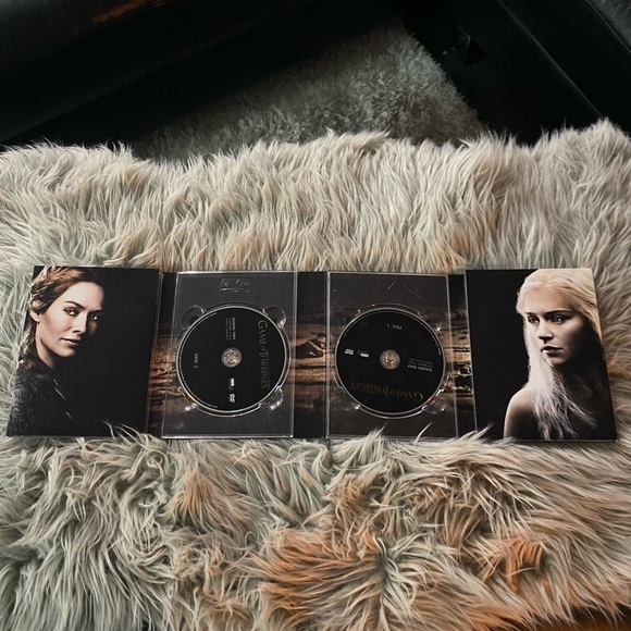 HBOs Game of Thrones DVDs - Picture 5 of 6